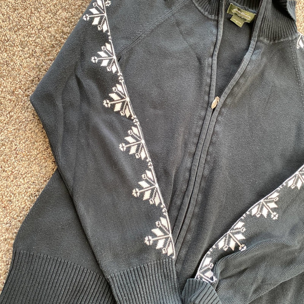 Eddie Bauer zip up sweater - Medium - Picture 2 of 5